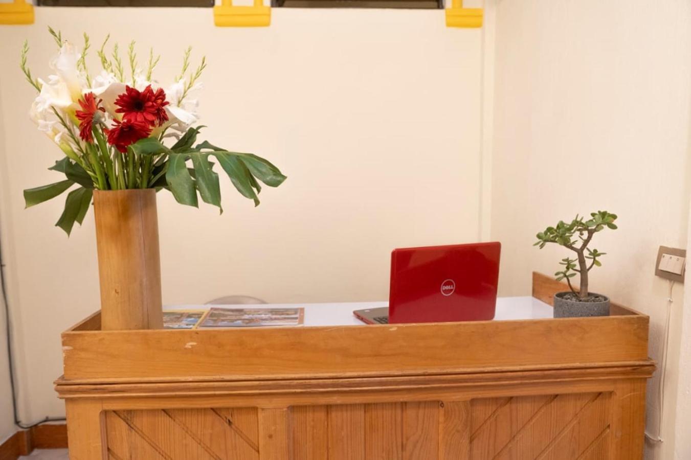 Hotel Los Manantiales Panajachel Dış mekan fotoğraf